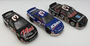 lot 224 image: Misc. Vinage Collectible NASCAR Die Cast 124 Scale Dale Earnhardt Cars