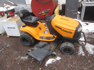 lot 72 image: Poulan Pro 54 Hydrostatic Mower