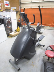lot 87 image: Trimline Elliptical Machine