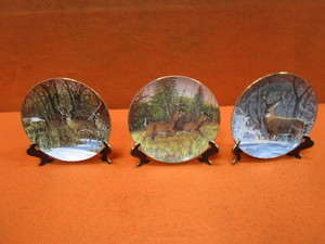 lot 192 image: Bruce Miller Collector Plates, Deer Scenes