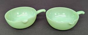 lot 138JT image: Pair of Fire King Jadeite Single Spout Skillet Bowls