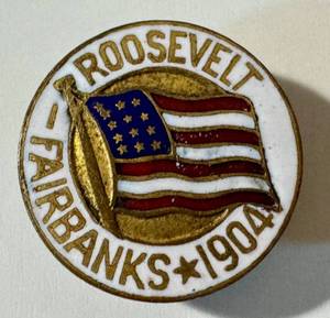 lot 12LB image: Antique Roosevelt-Fairbanks 1904 Campaign Medal