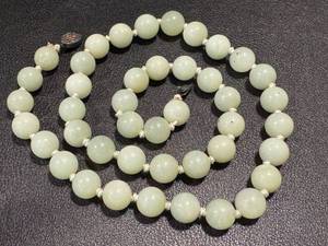 lot 40GS image: Vintage Green Chalcedony Necklace - Hand-Knotted Beads, 24 in, Sterling Silver Clasp