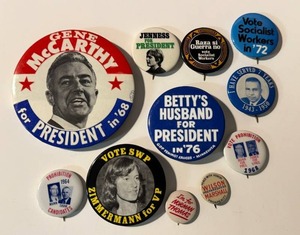 lot 47LB image: Set of 11 Assorted Vintage Political Pin Backs  Buttons