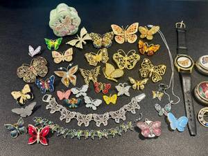 lot 54JT image: Butterfly-Themed Fashion Jewelry Collection - Vintage Assorted Brooches, Necklaces & Bracelets