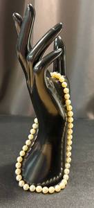 lot 61JT image: Vintage Pearl Necklace - 14K Clasp, 14-Inch Length