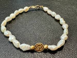 lot 73JT image: Vintage ORT 14K Pearl Bracelet - 7-inch Gold Disc Clasp with ORT Logo