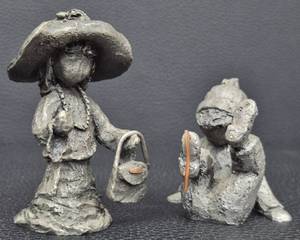 lot 52WS image: Vintage Hudson Pewter Figurines by Walli Ortman