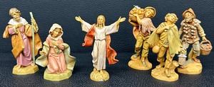 lot 27C image: Fontanini Nativity Figurines - Depose ITALY 19851991 - 4-5 in tall (Lot of 6)