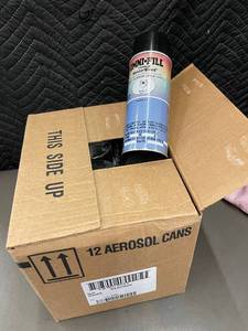 lot 104 image: VT 4 - OMNI-FILL Premium MasterBlend Aerosol Cans (Lot of 12)