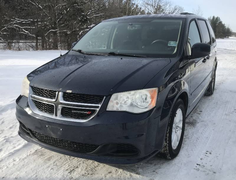 lot 2 image: 2014 Dodge Grand Caravan SXT