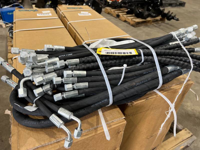 lot 6542 image: FUTURE Mini Excavator Hydraulic Hose