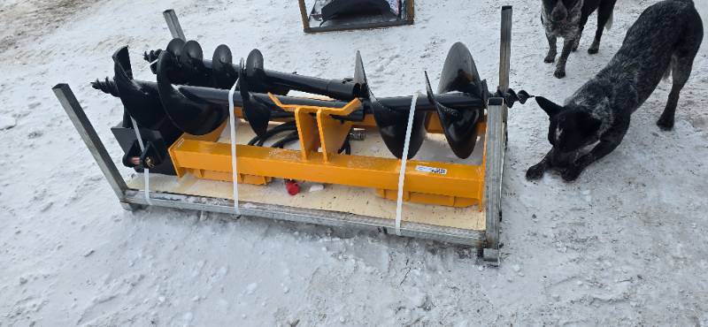 lot 4185 image: Future Skid Steer Loader Auger & Rod