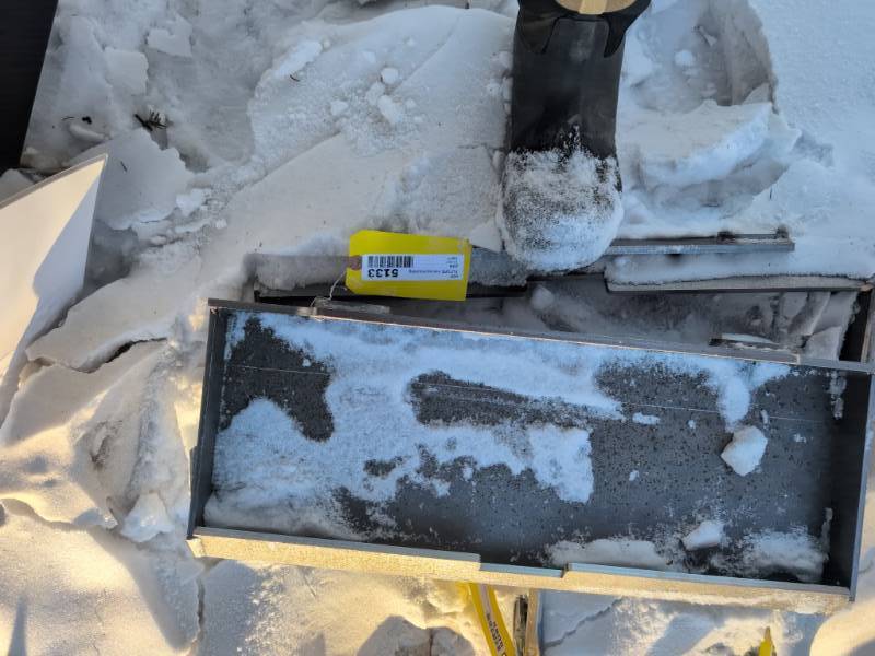 lot 5333 image: FUTURE Mini Skid Steer Mounting Plate (FT-S10)