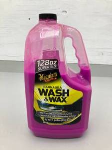 lot 162 image: Meguiars Carnauba Wash & Wax (128 oz)
