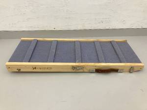 lot 185 image: Wooden Pet Steps with Fabric Lining