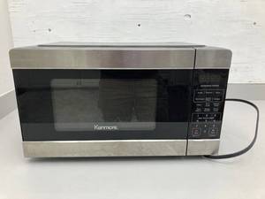 lot 64 image: Kenmore Microwave Oven