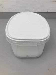 lot 84 image: Tupperware Plastic Container with Lid and Tray