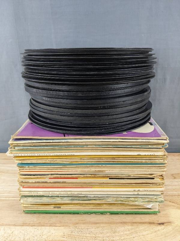 lot 39J image: 80 Vintage 10-Inch Vinyl Albums C