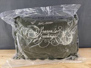 lot 211 image: Seasons Greetings Decorative Pillow Green 14 x 20 - Brand New
