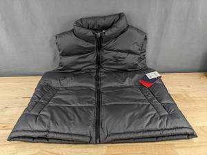 lot 236 image: Reebok Vest Large Charcoal - Brand New A