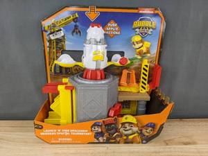 lot 244 image: Nickelodeon Rubble & Crew Launch N Spin Spaceship - Brand New A