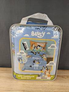 lot 102F image: Bluey 4 Piece Toddler Bed Set - Brand New