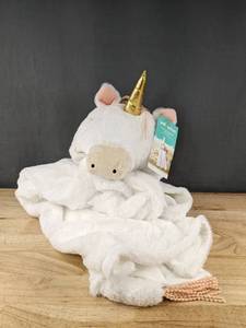 lot 355 image: Pillowfort Unicorn Hooded Blanket 40 in x 50 in - Brand New