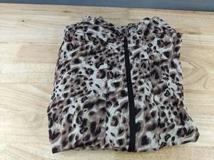 lot 535 image: Members Mark Travel Jacket - Leopard Print Womens XXL - New