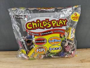 lot 103W image: Childs Play Candy Variety Bag, 4 lbs - Brand New
