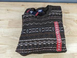 lot 644 image: Lands End Mens Sweater, Size XL - Brand New
