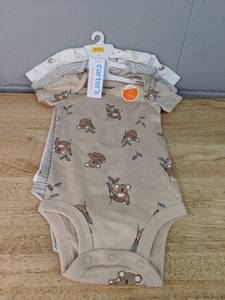 lot 414 image: Carters 3-Piece Bodysuit Set Size 12 Months - Snap Bottom - Brand New P