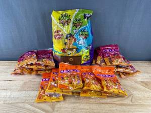 lot 40T image: BRACHS Autumn Mix Candy Corn & Sour Patch Kids - Brand New
