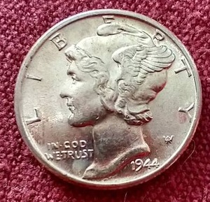 lot 55 image: Nice Uncirculated 1944 Mercury Dime