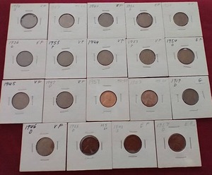 lot 78 image: (19) Wheat Pennies in Flips