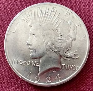 lot 82 image: Nice 1924 Peace Dollar