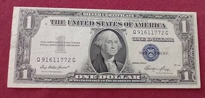 lot 106 image: Nice 1935 Silver Certificate $1 Note