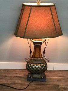 lot 232 image: Heavy Duty Table Lamp - Most of it is Made out of Metal