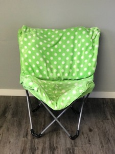 lot 237 image: Large Super Comfortable Portable OutdoorCaping Butterfly Chair