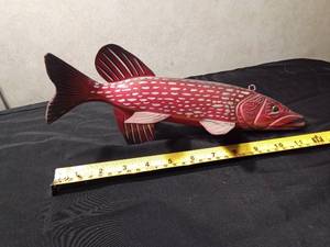lot 31 image: Signed 2009 Hand carvedpainted wood Northern Pike spearing fish decoy with metal fins by R. Whittier