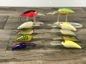 lot 261 image: Lot of 10 Norman Fishing Lures