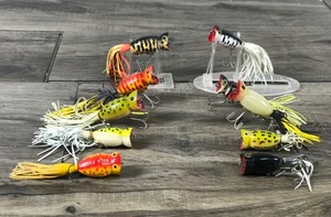 lot 264 image: Lot of 10 Hula Popper Fishing Lures