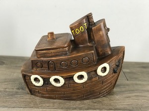 lot 271 image: Brown Toot Toot Tugboat Vintage Cookie Jar 1950s By Treasure Craft
