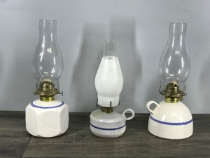 lot 272 image: 3 - Bowmans Vintage Pottery Oil Lamps