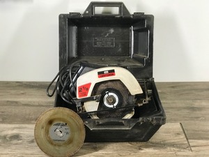 lot 273 image: Sears Craftsman 7.5 Circular Saw with Storage Case  - Model 315.10960