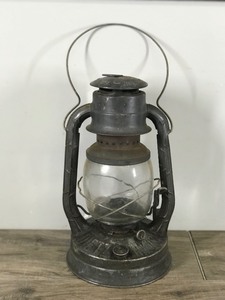 lot 313 image: Vintage Dietz No. 2 D-Lite Lantern N.Y.U.S.A