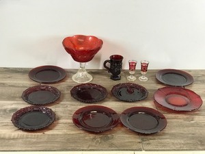 lot 339 image: Lot of Collectible Red Glassware - see description for more info