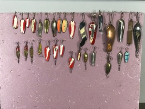 lot 376 image: Lot of Collectible Fishing Spoon Lures - see description for more info