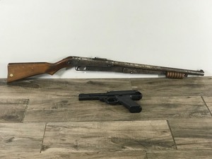 lot 411 image: Vintage BB Gun with Engraving on the Side & plastic BB, Pellet and Dart