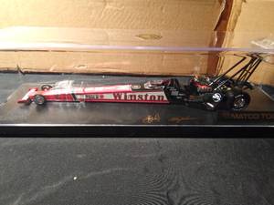 lot 47 image: 1999 Mac tools Gary Scelzi Winston top fuel dragster die cast 1 of 3,000